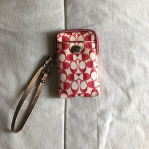 Coach Wristlet (AUTHENTIC)